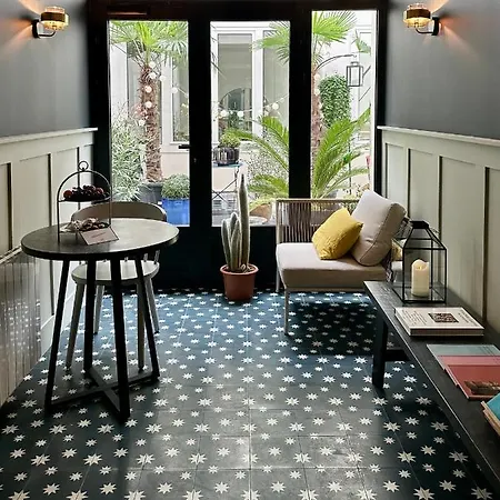 Cosy & Independant, Au Calme Sur Cour Interieure アパート
